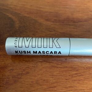 Milk Makeup Kush Mascara - black